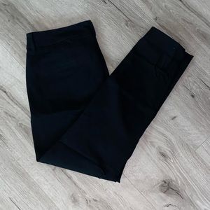 Old Navy High-Rise Pixie Pants. Women’s size 10. Black.